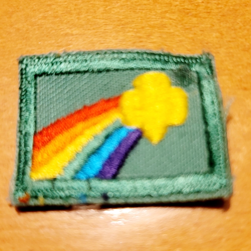 The Sign of the Rainbow Vintage 1990's Retired Girl Scout Junior Reward Badge